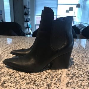 Kendall & Kylie Black Leather Fox Booties